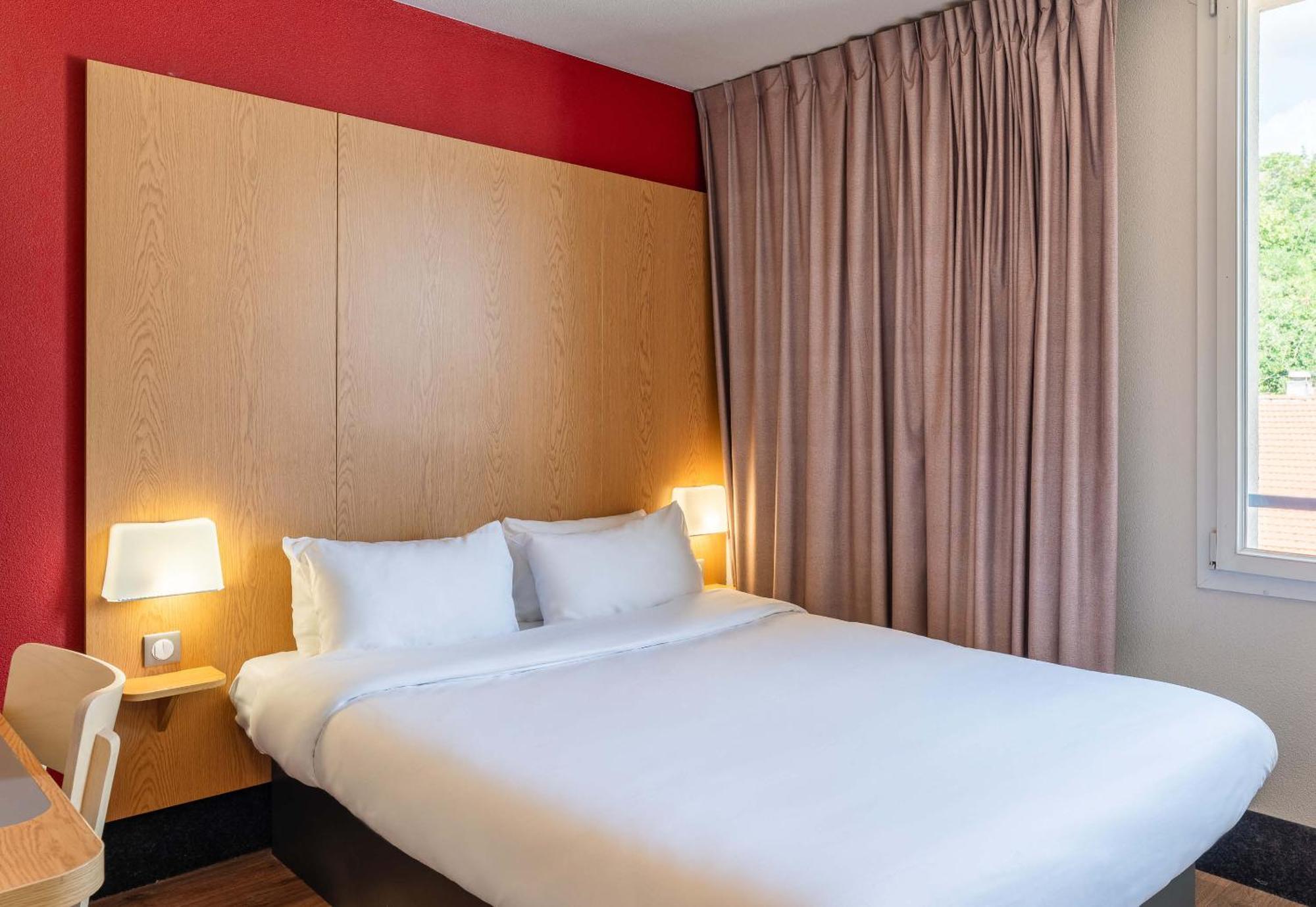 B&B Hotel Lyon Caluire Cite Internationale Exterior photo