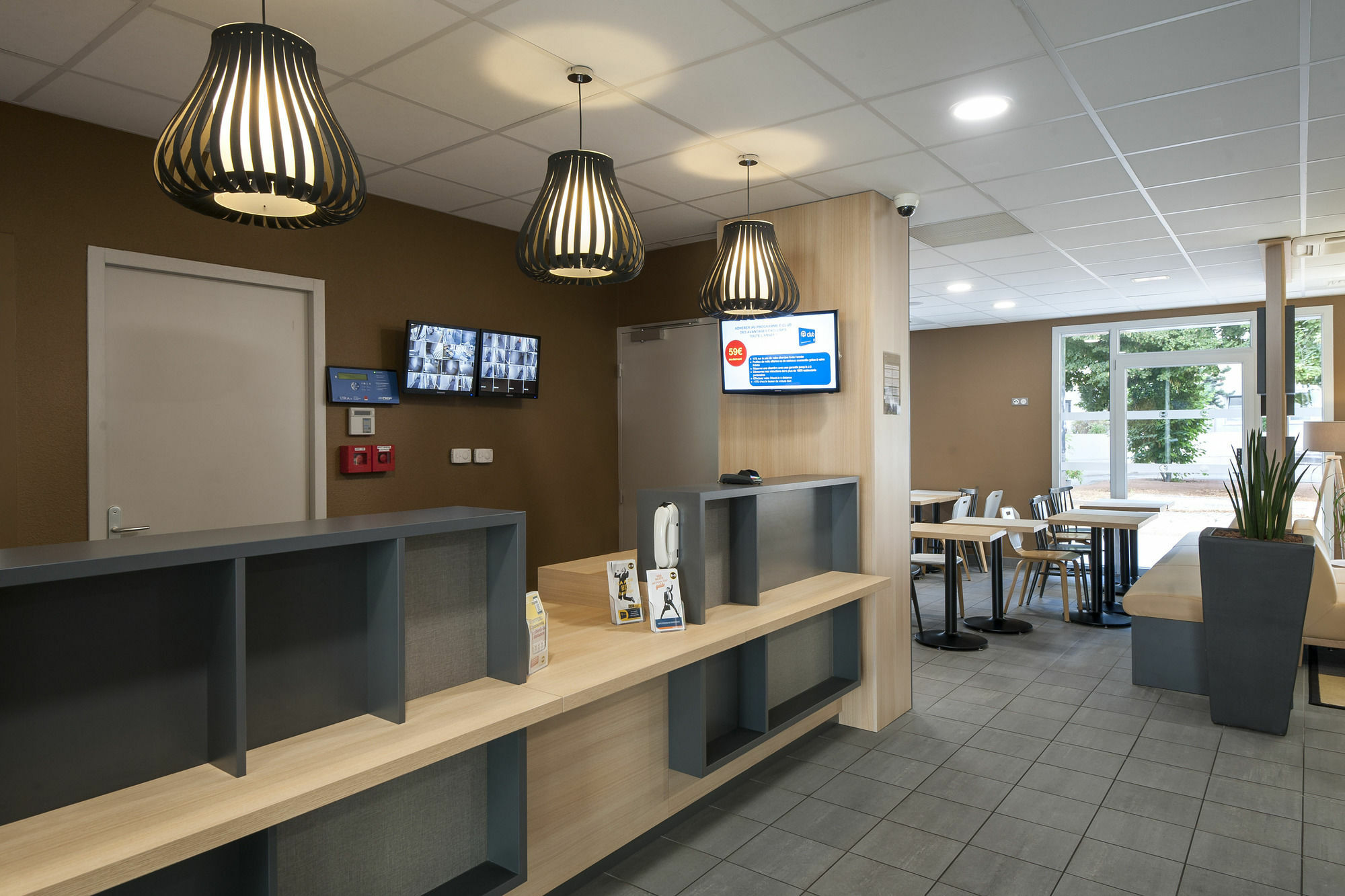 B&B Hotel Lyon Caluire Cite Internationale Exterior photo