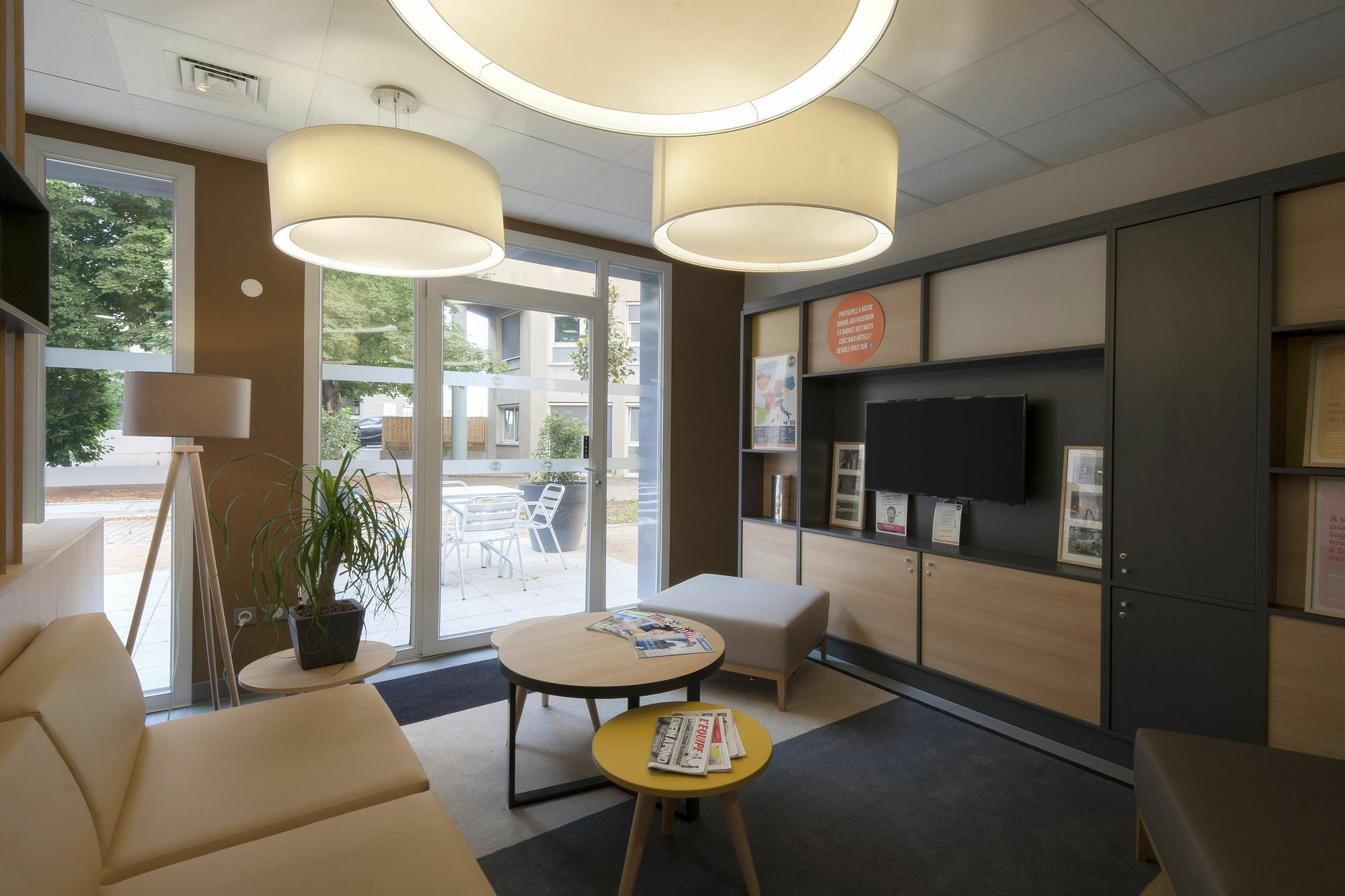 B&B Hotel Lyon Caluire Cite Internationale Exterior photo